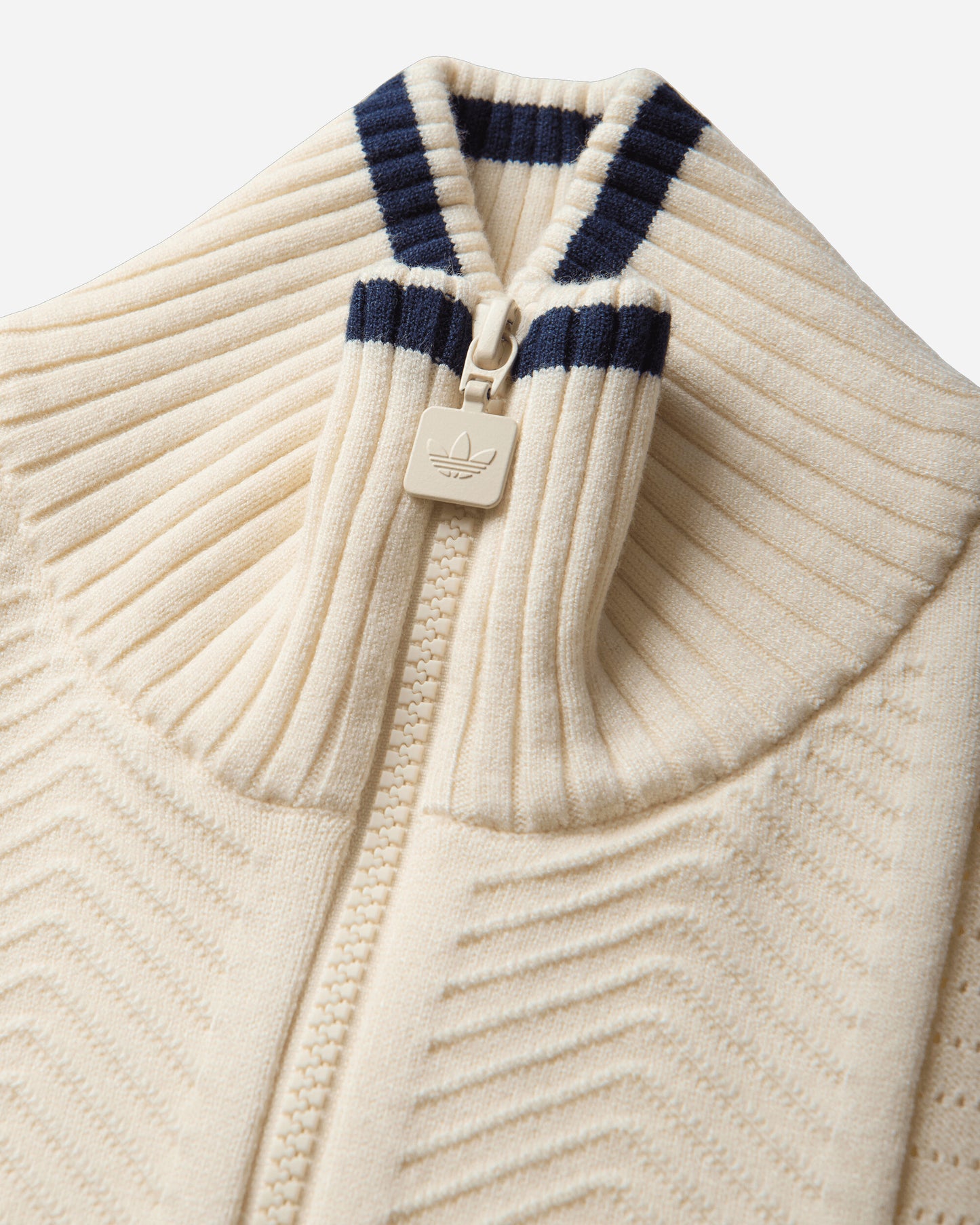 adidas Wmns Knit Fb Tt Warvan Coats and Jackets Jackets KR7047