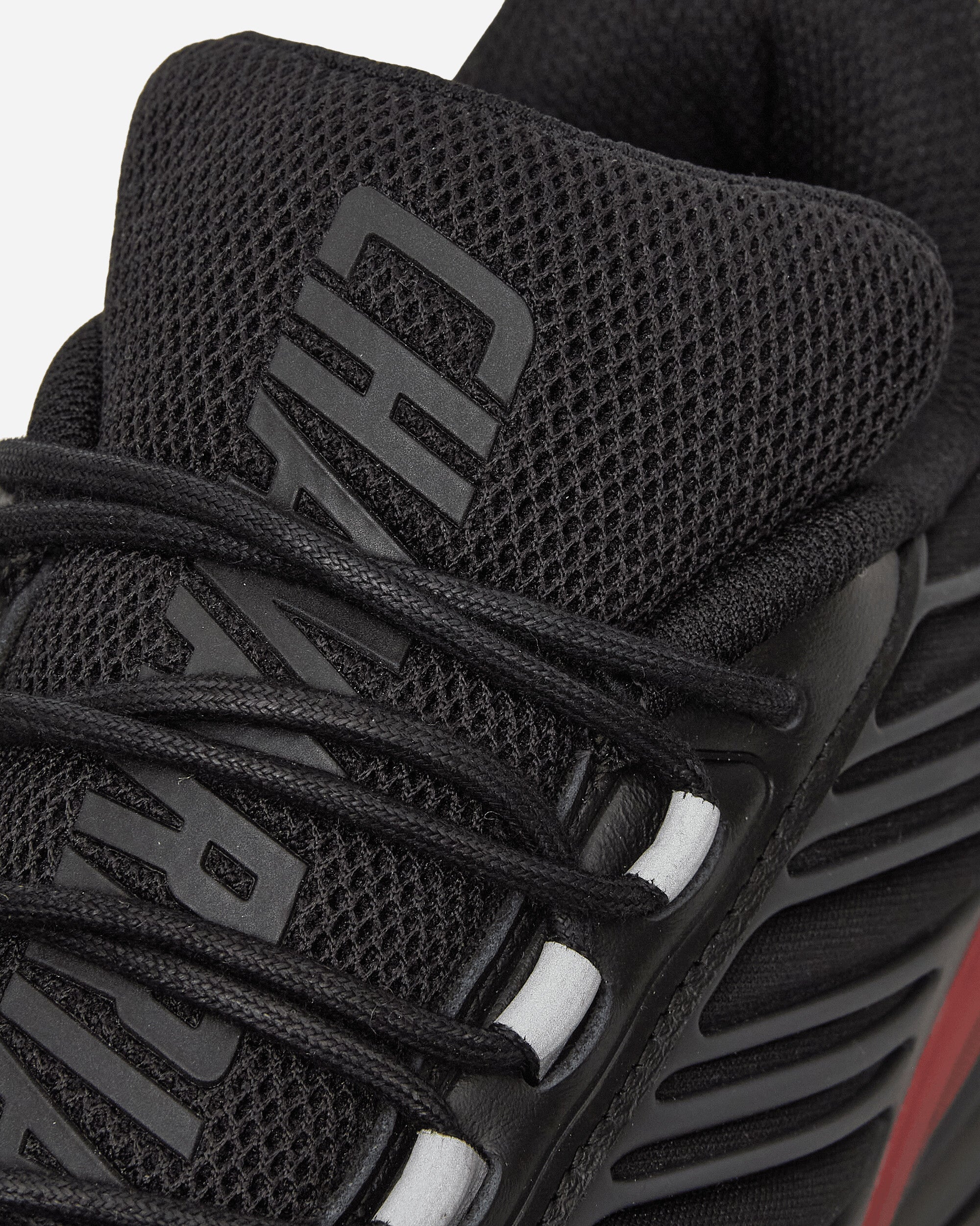 adidas Chavarria Megaride Cblack/Cblack/Red Sneakers Low KJ2041