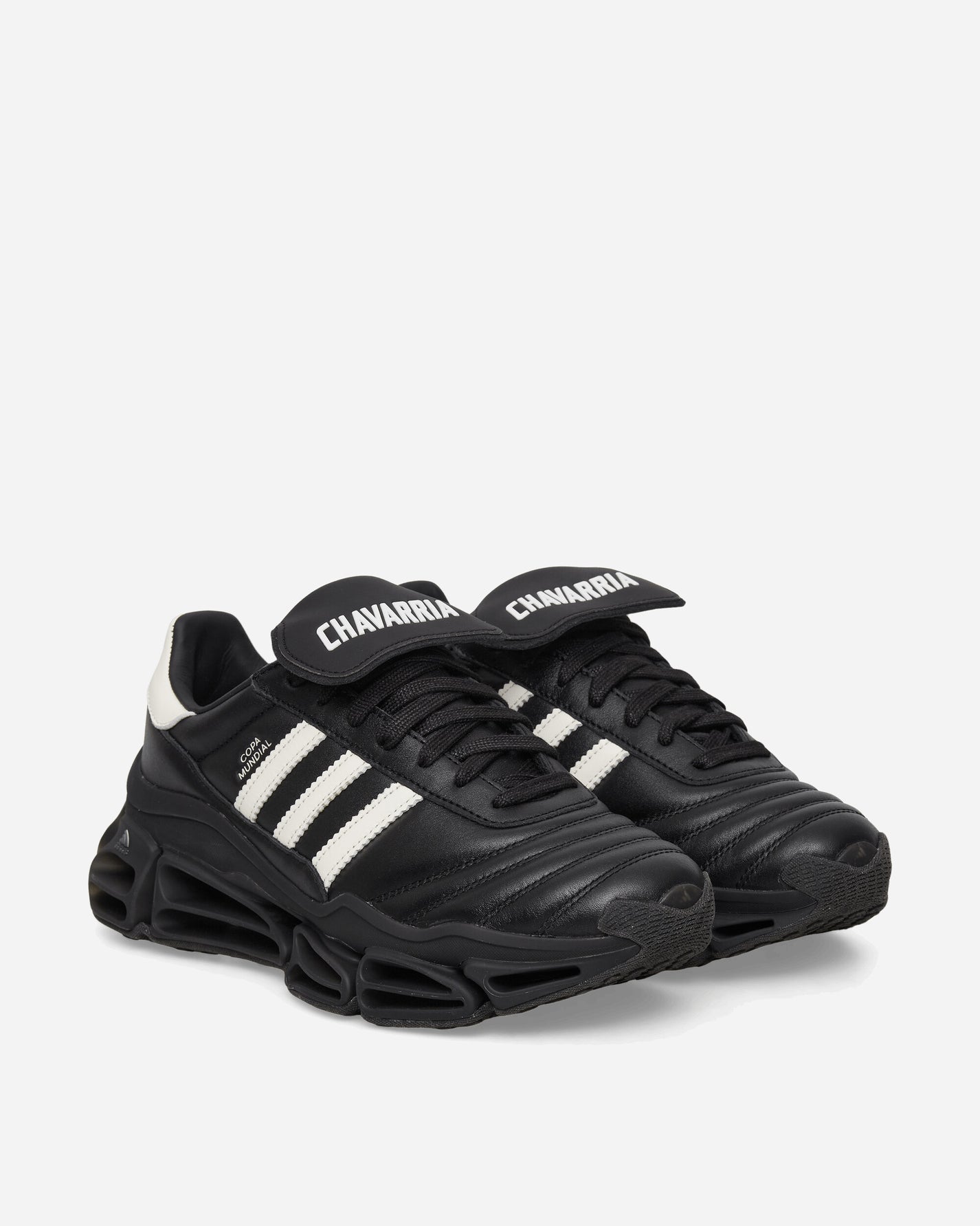 adidas Chavarria Megaride Cblack/Owhite/Cblack Sneakers Low KZ8743