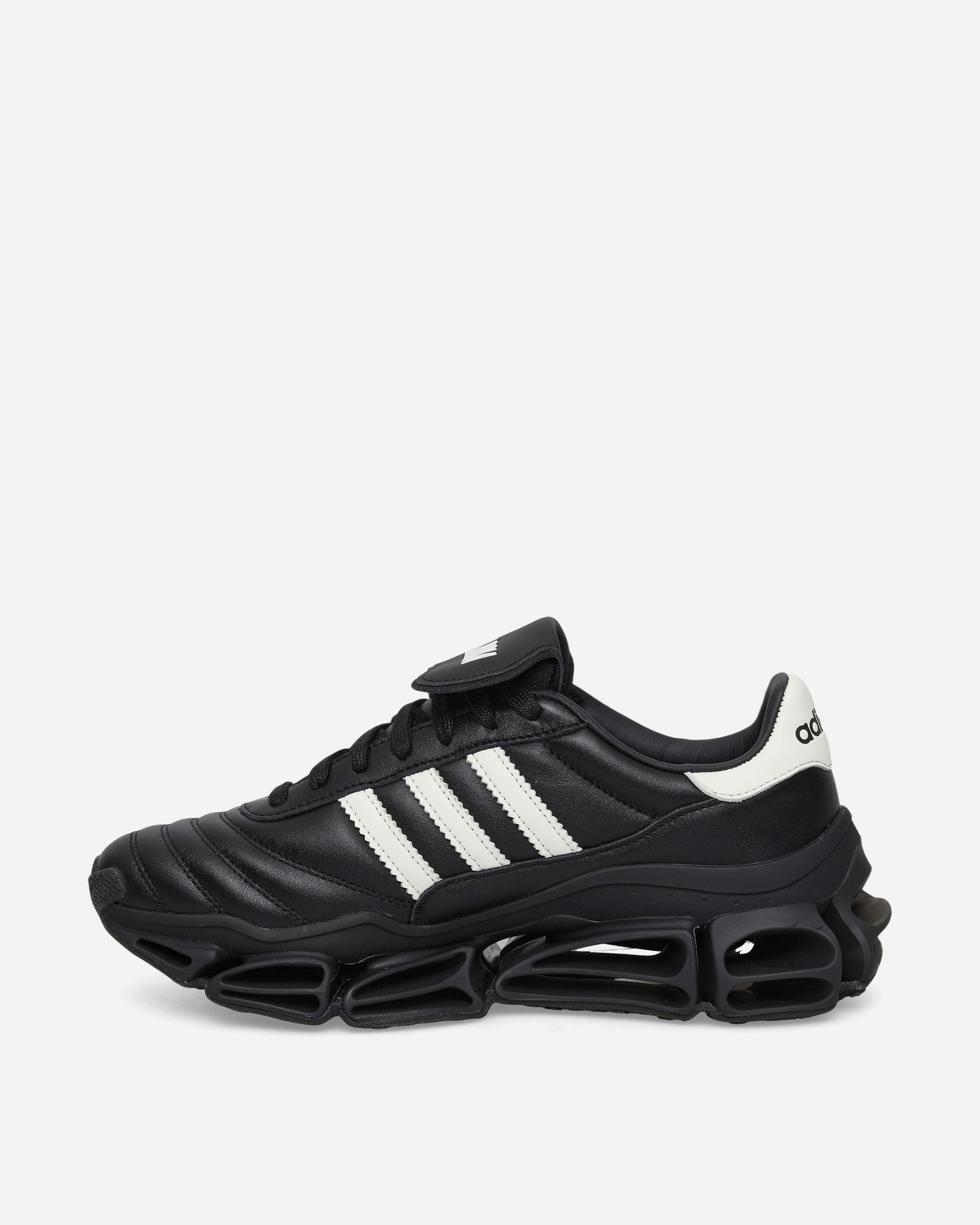 adidas Chavarria Megaride Cblack/Owhite/Cblack Sneakers Low KZ8743