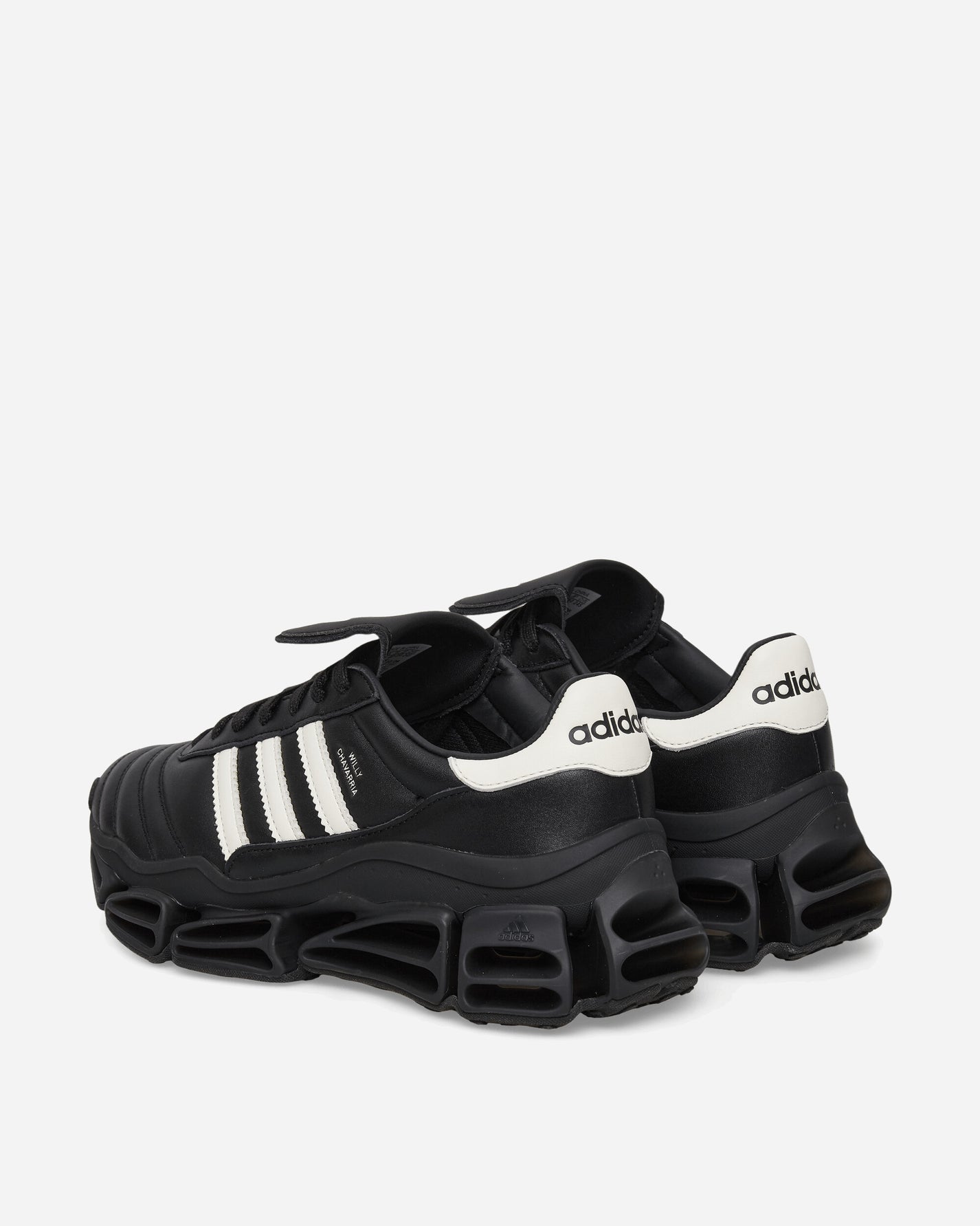adidas Chavarria Megaride Cblack/Owhite/Cblack Sneakers Low KZ8743