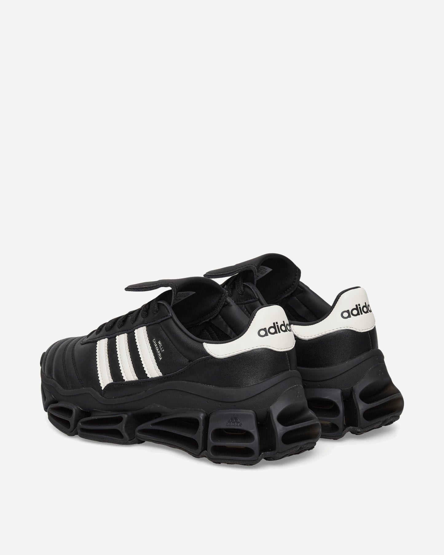adidas Chavarria Megaride Cblack/Owhite/Cblack Sneakers Low KZ8743