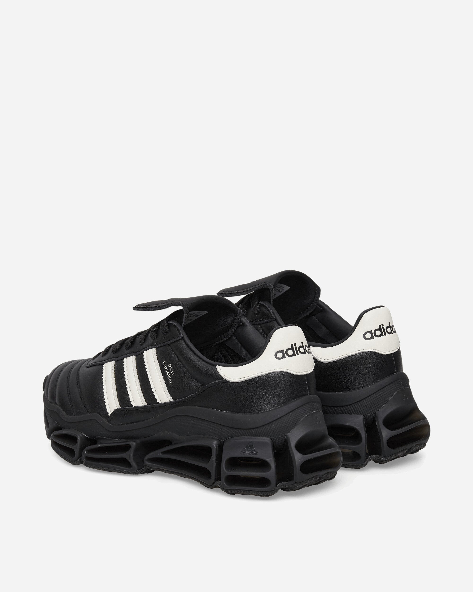 adidas Chavarria Megaride Cblack/Owhite/Cblack Sneakers Low KZ8743