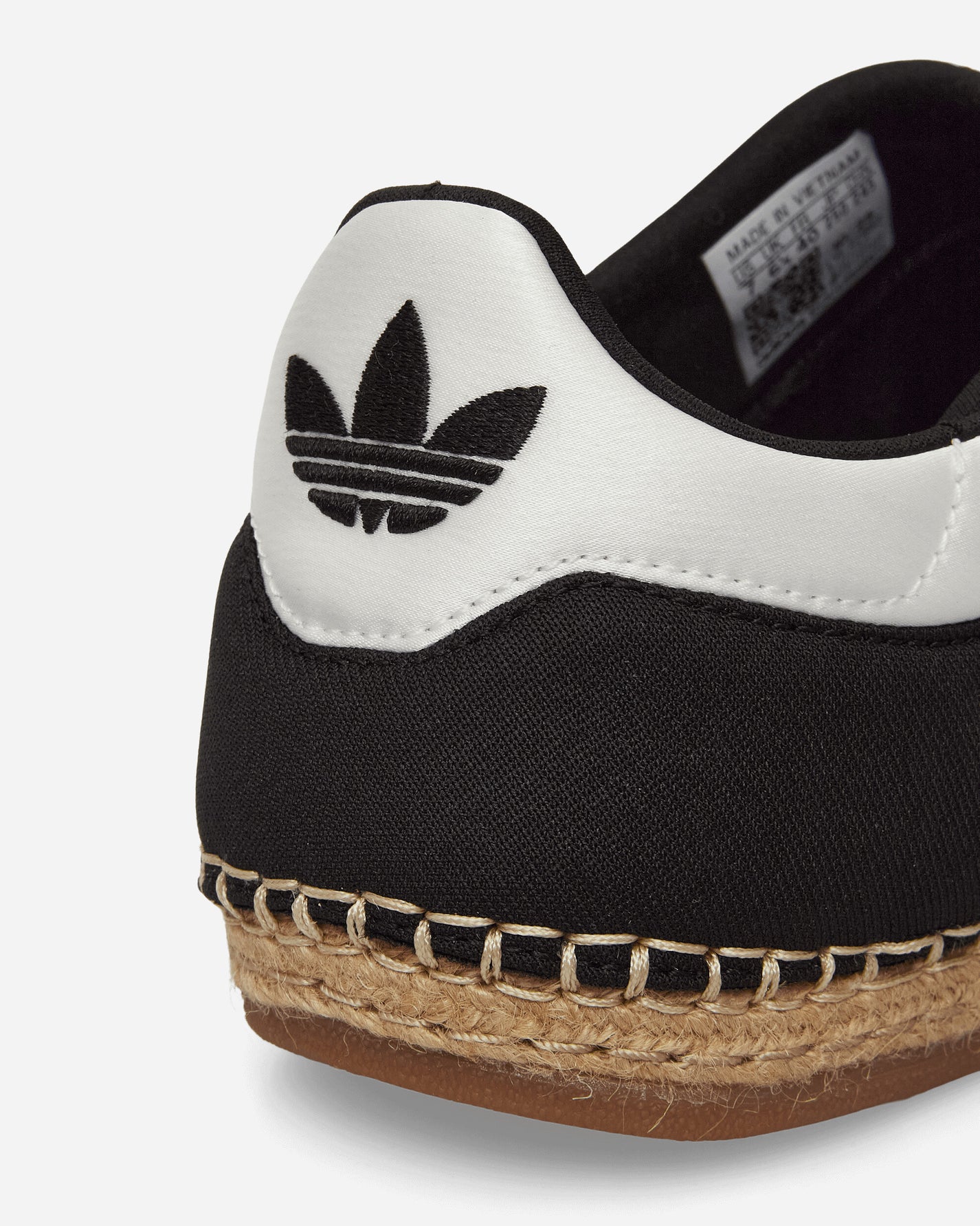 adidas Clot Qi Flow By Edc Core Black Sneakers Low JQ4053