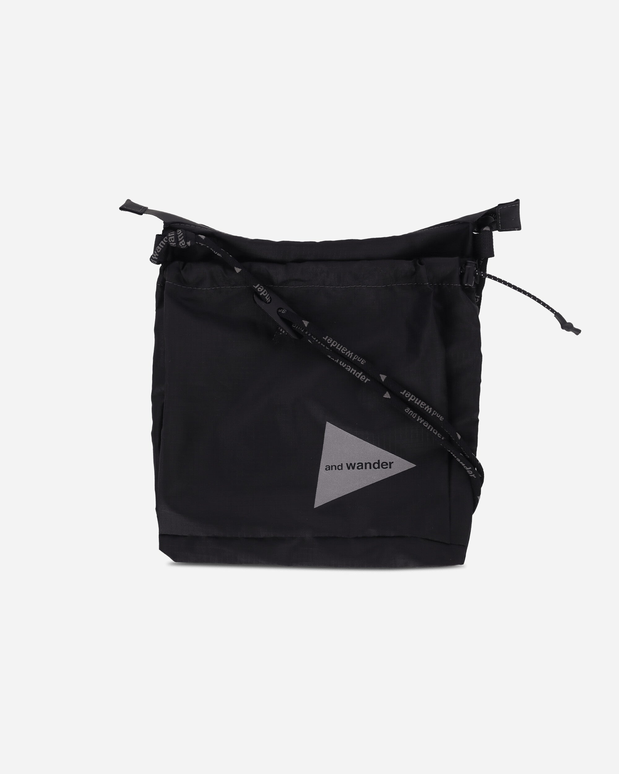 and wander 149  Crispy Rip Sacoche Black  Bags and Backpacks Pouches 5746985151 010