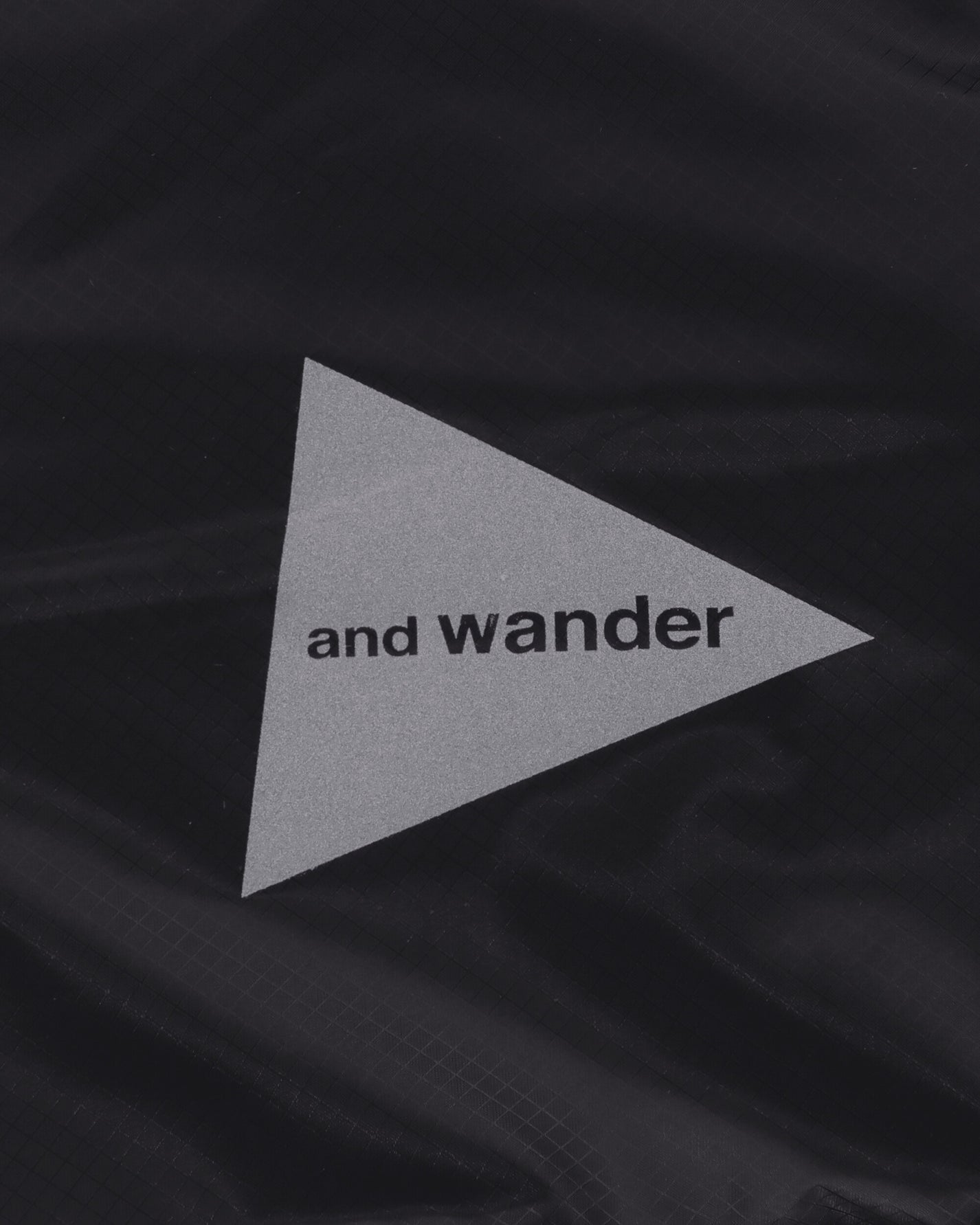 and wander 128  Sil Shoulder Bag Black  Bags and Backpacks Shoulder Bags 5746985133 010