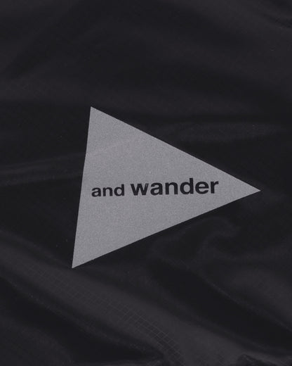 and wander 128  Sil Shoulder Bag Black  Bags and Backpacks Shoulder Bags 5746985133 010