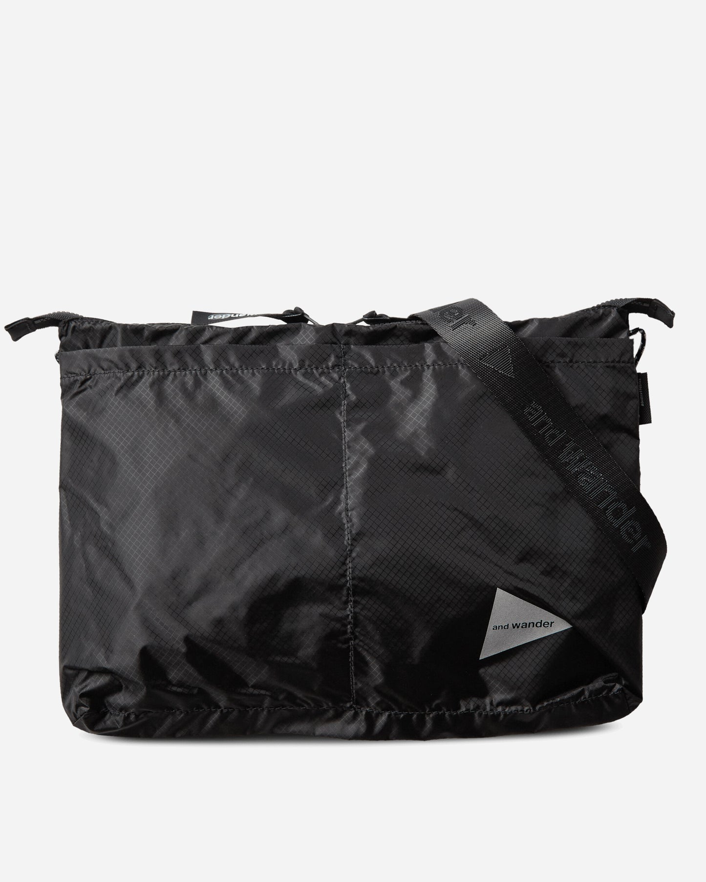 and wander 137 Sil Sacoche Black Bags and Backpacks Shoulder Bags 5745975213 010
