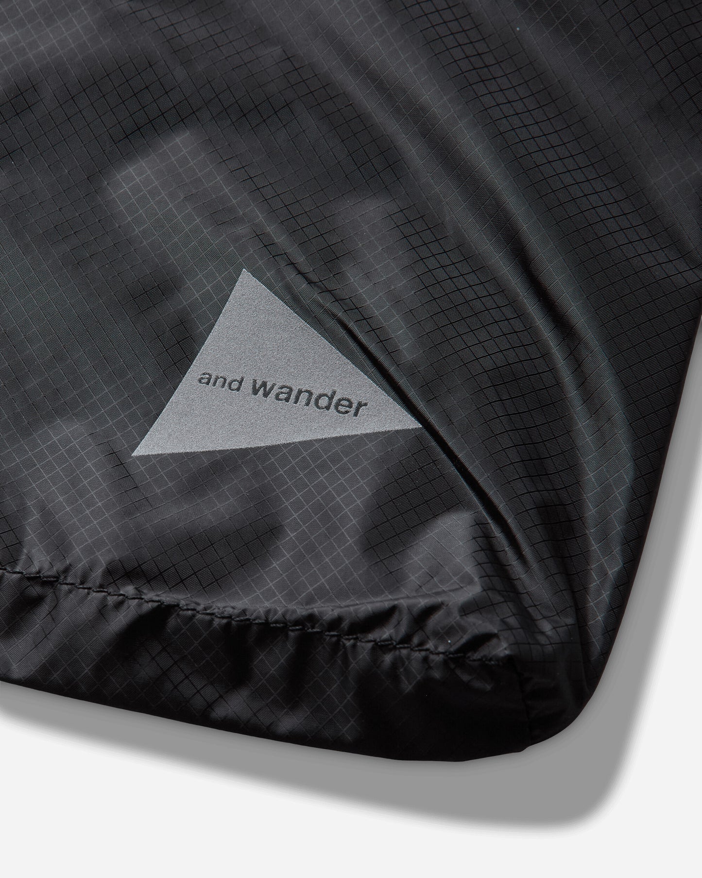 and wander 137 Sil Sacoche Black Bags and Backpacks Shoulder Bags 5745975213 010