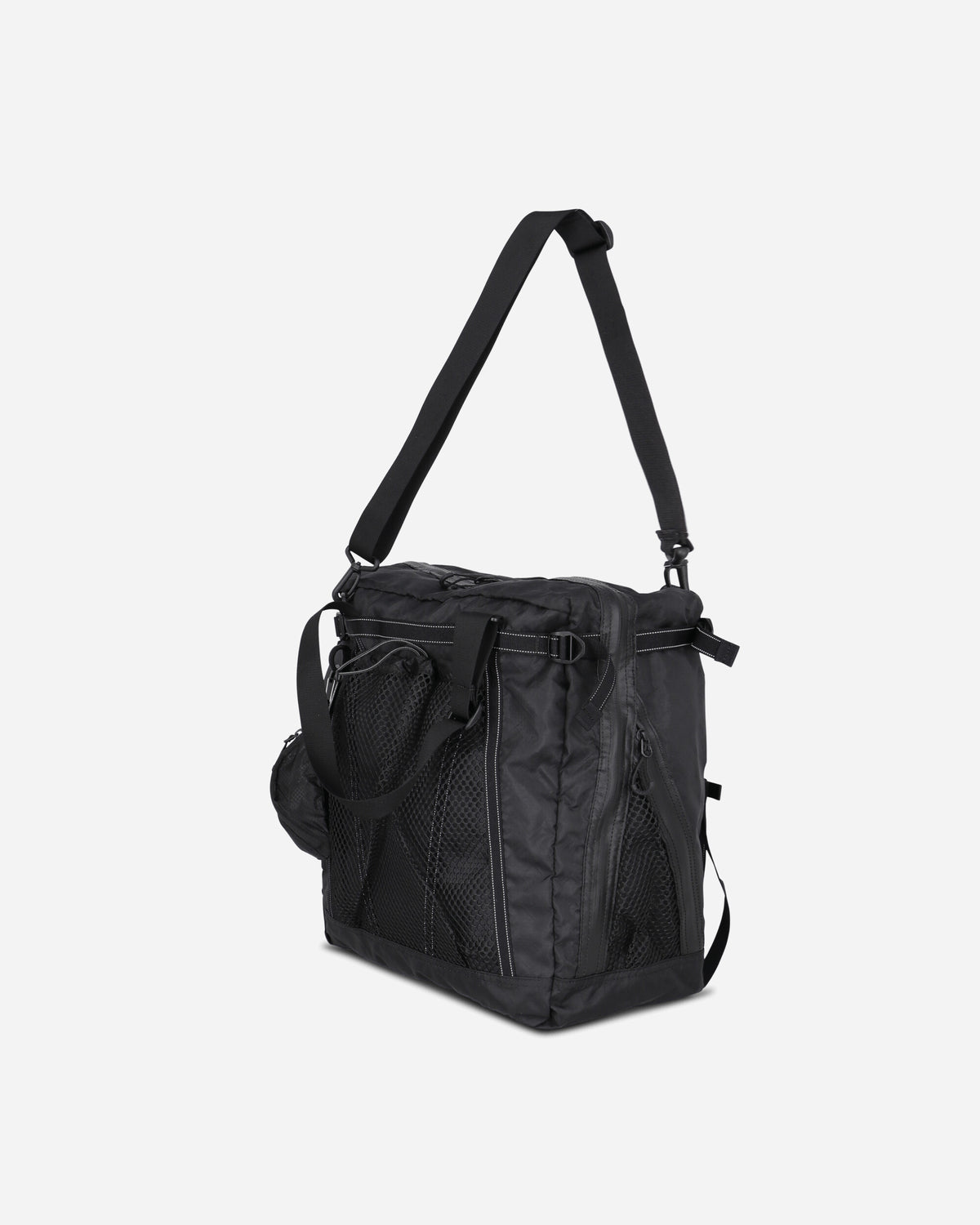 and wander 121 Ecopak 30L 3Way Tote Bag Black Bags and Backpacks Tote Bags 5745975206 010