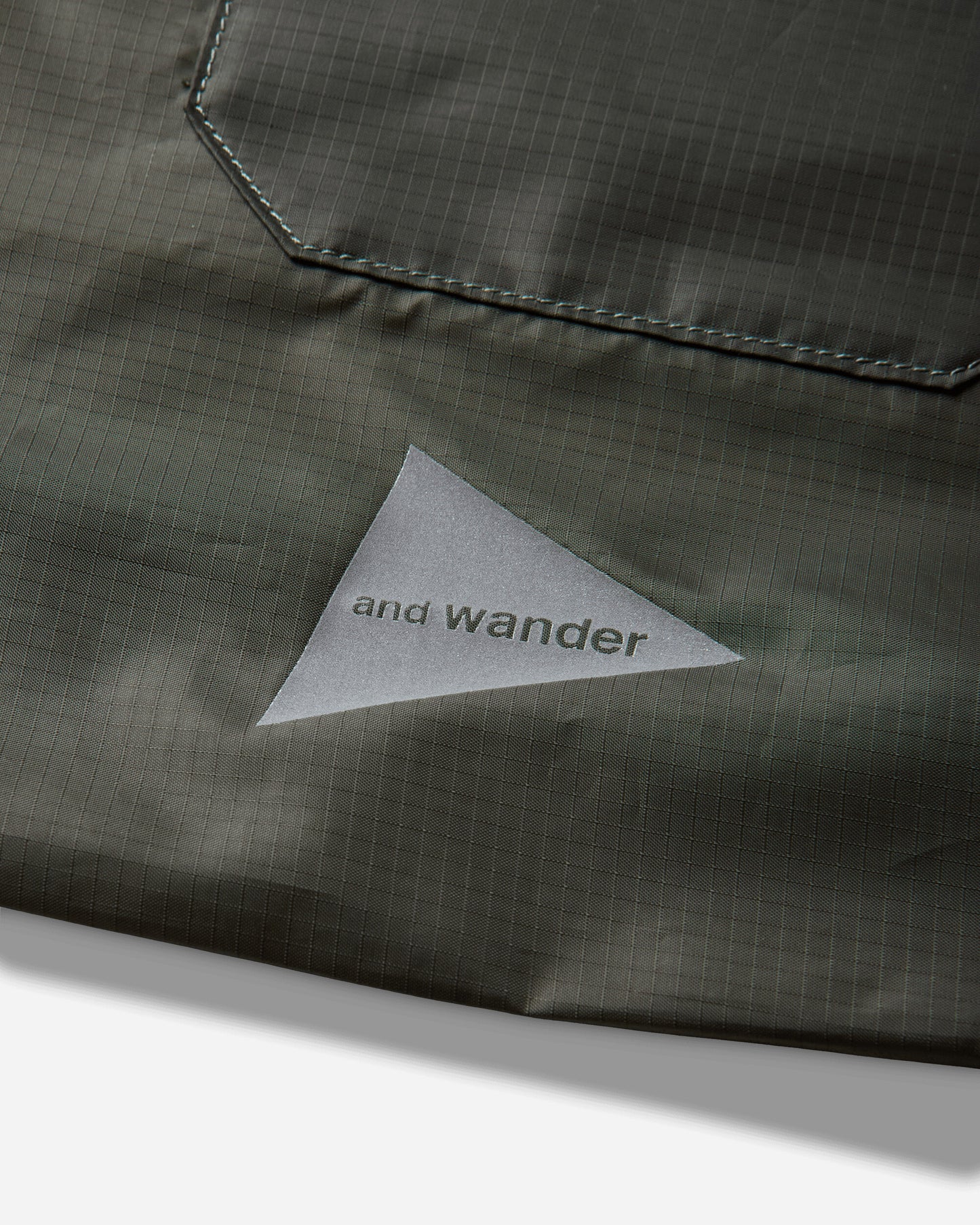 and wander 151 Crispy Rip Grocery Pocket Bag Khaki Bags and Backpacks Tote Bags 5746985150 180