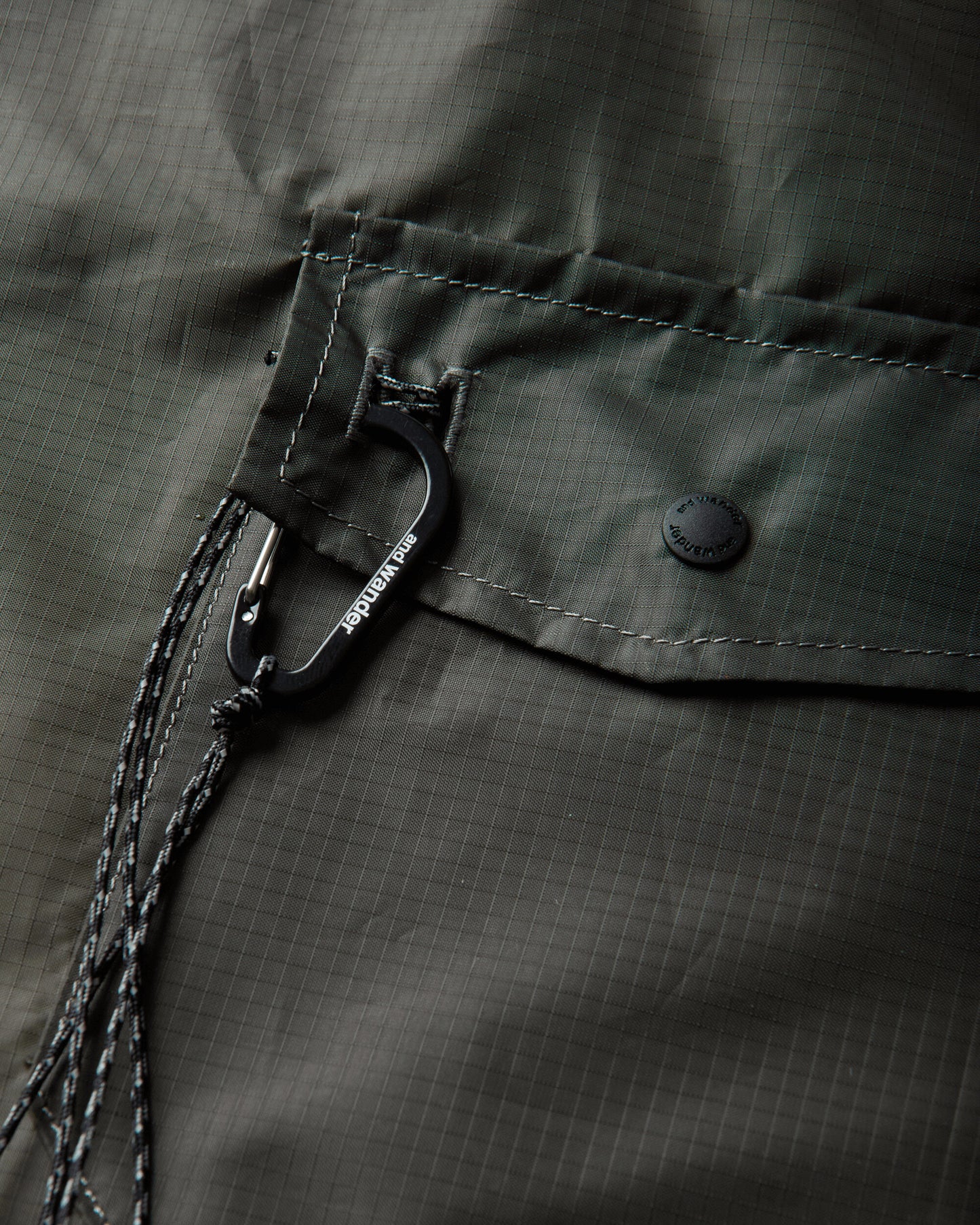 and wander 151 Crispy Rip Grocery Pocket Bag Khaki Bags and Backpacks Tote Bags 5746985150 180