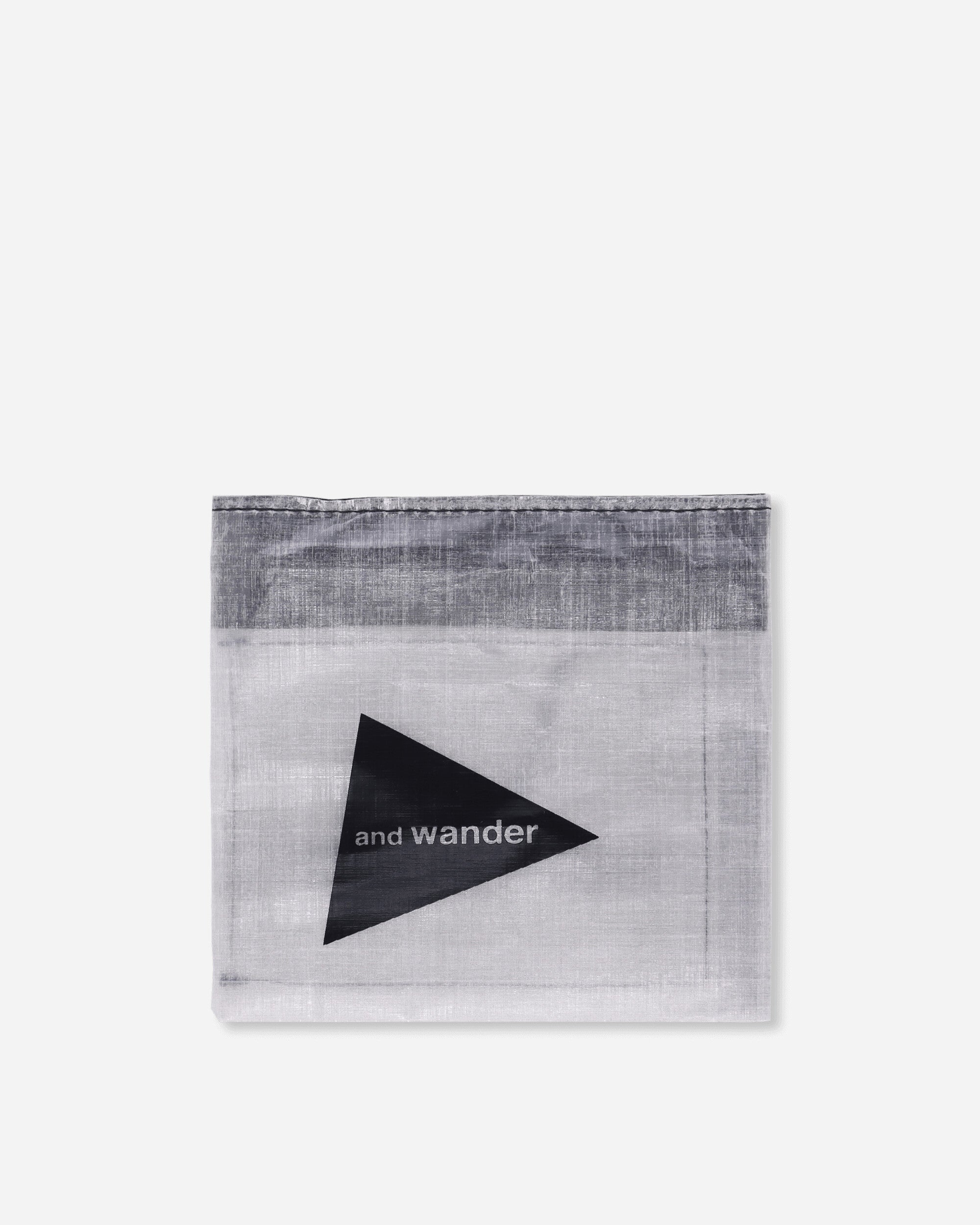 and wander 122  Ul Wallet With Dyneema Off White Wallets and Cardholders Wallets 5745975210 031