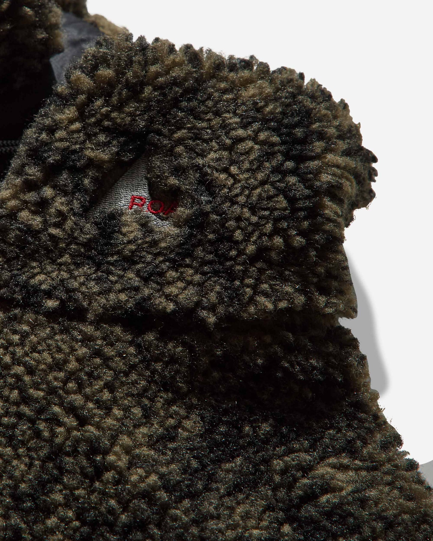 ROA Ewe Furry Jacket Olive Coats and Jackets Fleece Jackets RBMW0506FA339 GRN0012