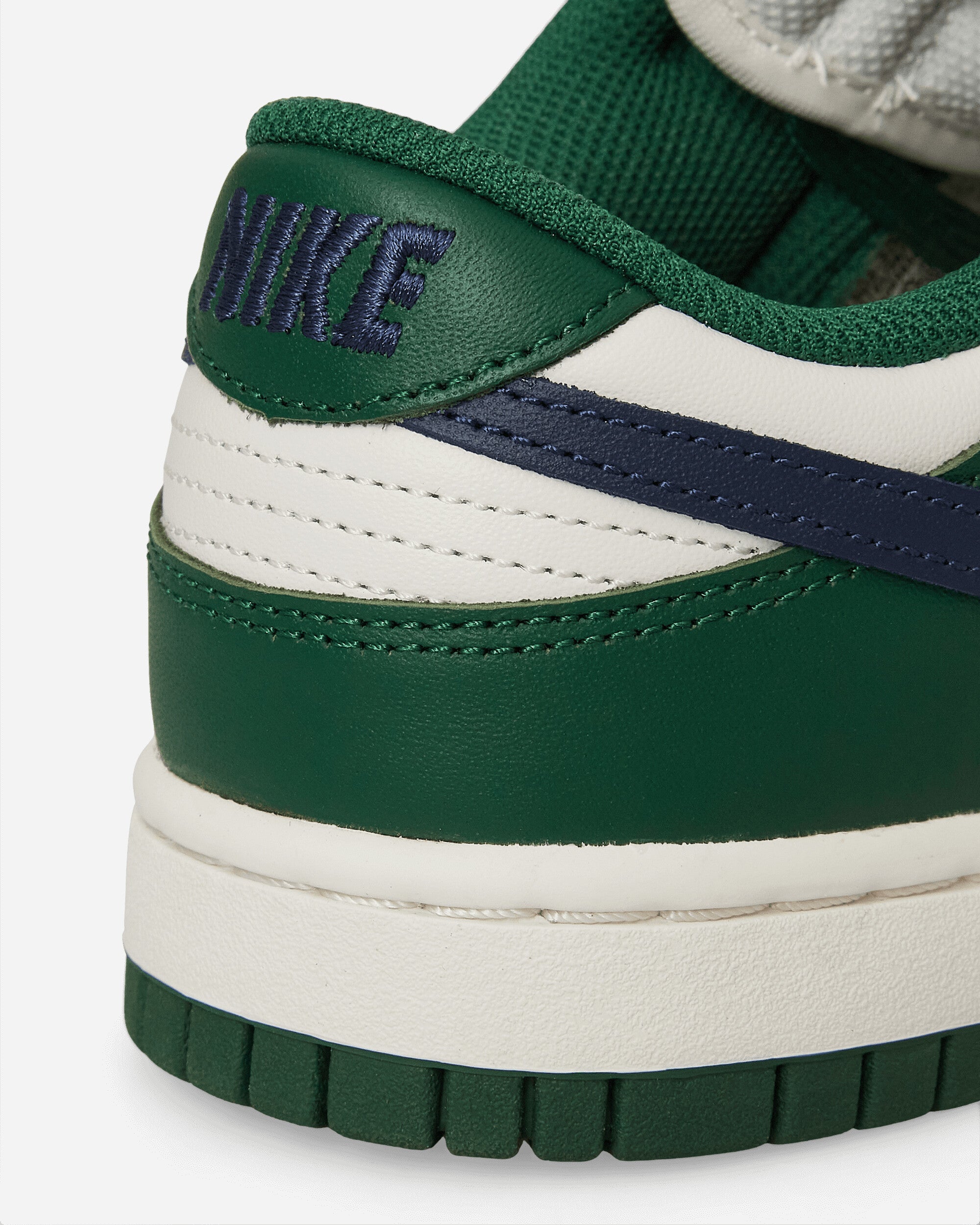 Nike WMNS Dunk Low Sneakers Gorge Green - Slam Jam Official Store