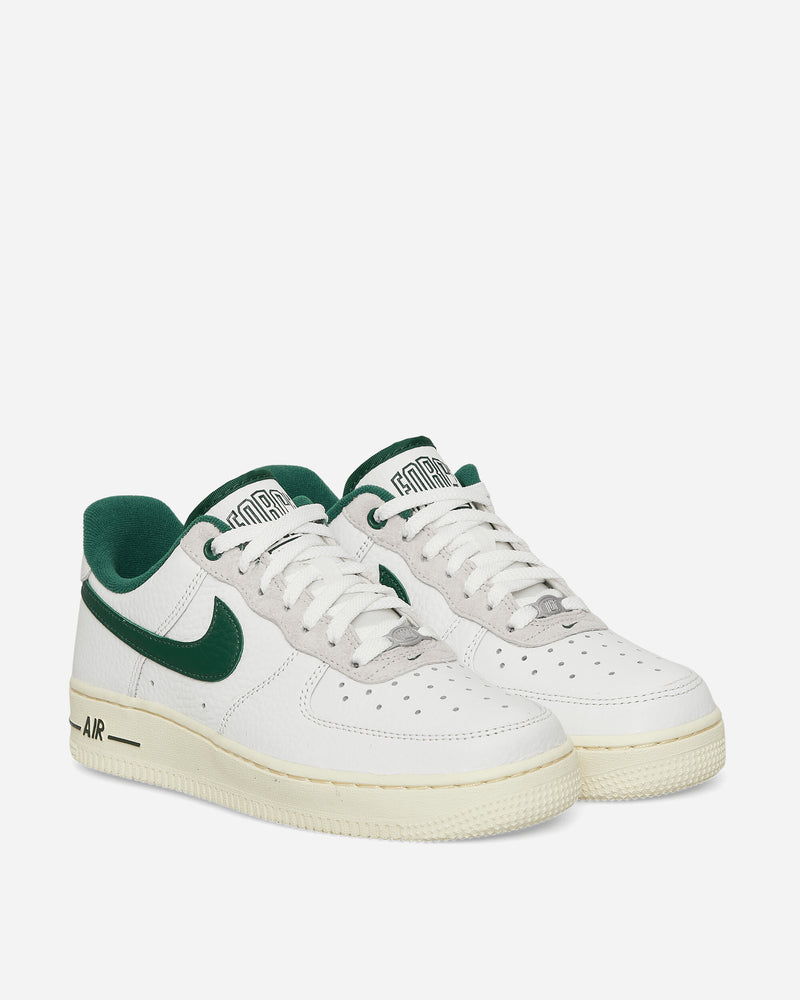 Nike WMNS Air Force 1 '07 LX Sneakers Summit White / Gorge Green